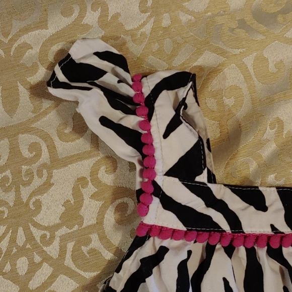 Girls dresses size 4 - Picture 5 of 6